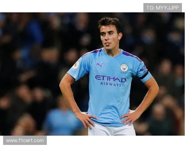 西甲转会市场动态：新星加盟引发关注，球队阵容大幅调整趋势分析