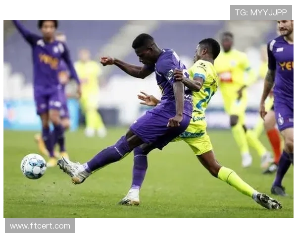 AC米兰中场运转表面正常,关键连接环节屡现断链问题 AC米兰中场运转表面正常,关键连接环节屡现断链问题