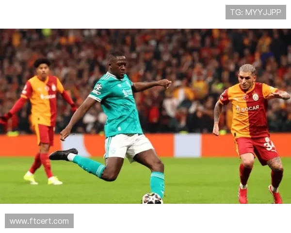 利物浦攻防转换失衡成最大隐患,进攻效率难掩防守漏洞 利物浦攻防转换失衡成最大隐患,进攻效率难掩防守漏洞